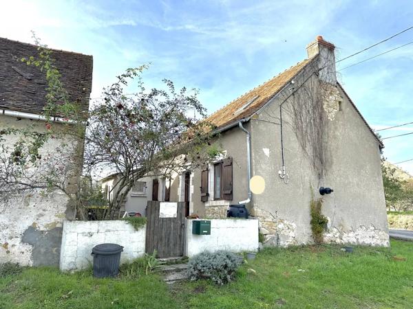 Belle Maison avec Dépendances dans un Hameau