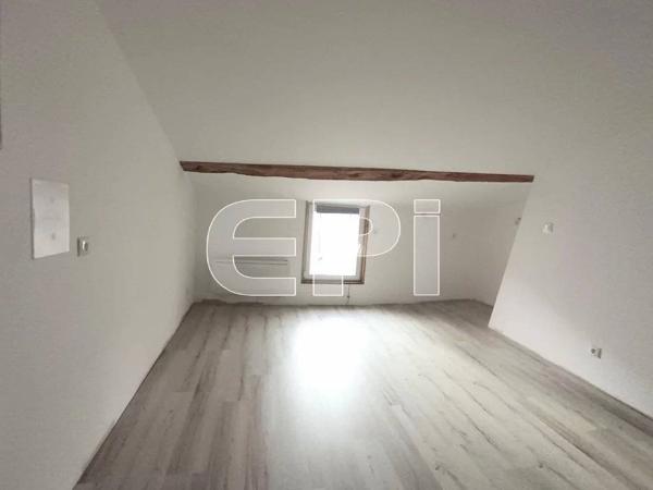 Charmante maison de ville à Loudun, 4 pièces, 110 m²