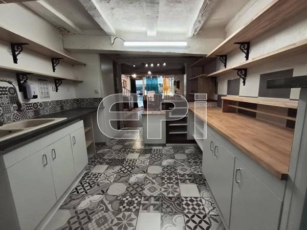 Charmante maison de ville à Loudun, 4 pièces, 110 m²