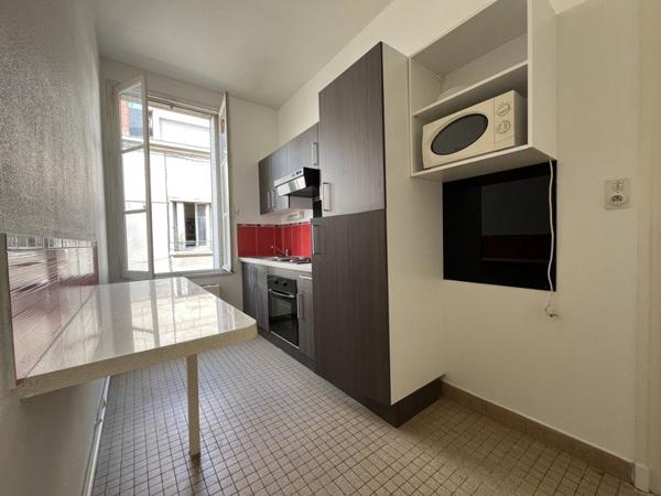 Appartement à vendre |  Saint-Amand-Montrond |  2 pièces | 52 m²