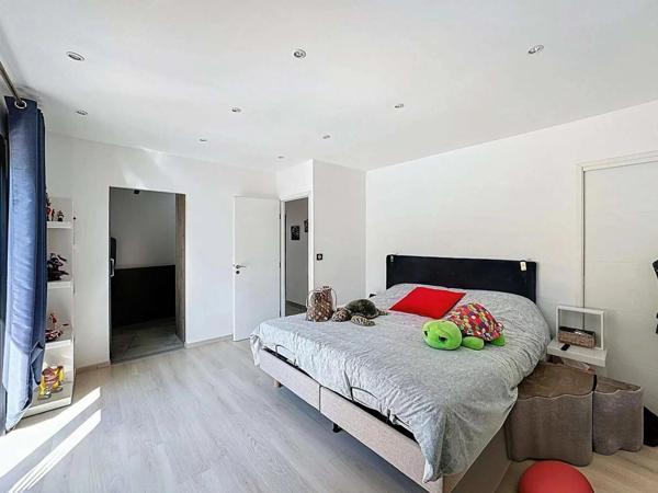 Vente Maison 5 pièces 143 m2 à Pourcieux