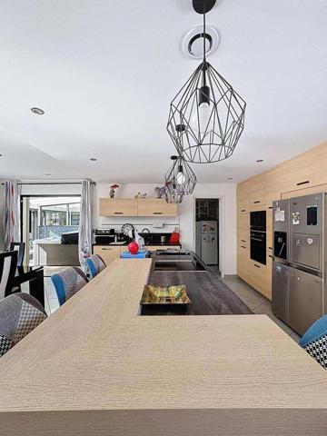 Vente Maison 5 pièces 143 m2 à Pourcieux