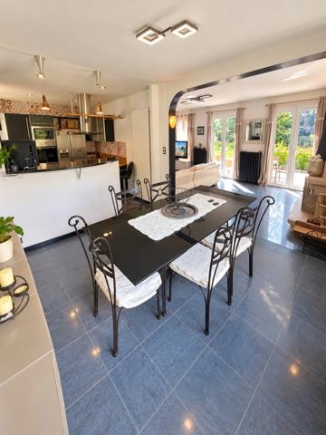 Propriete à vendre 7 pièces BERNAY