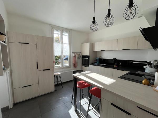 Maison à vendre 5 pièces CHALON SUR SAONE (71) avec jardin