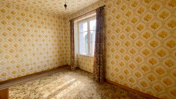 Maison en pierre à vendre à Bobital proche Dinan., 3 chambres, jardin et dépendances