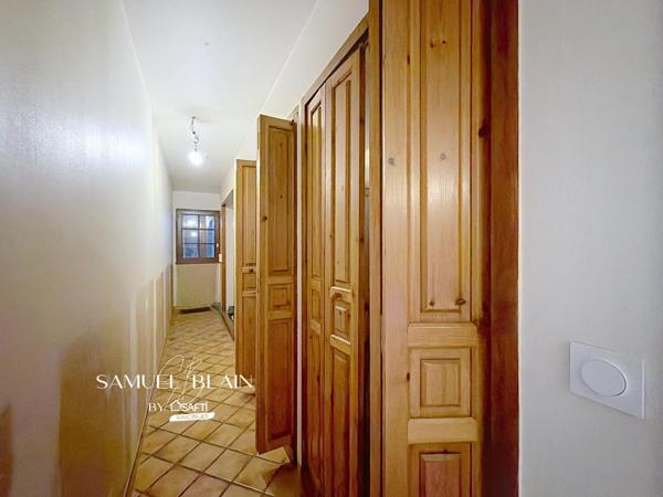 Maison pierre 140 M2, Dépendances stockage de 120 M2