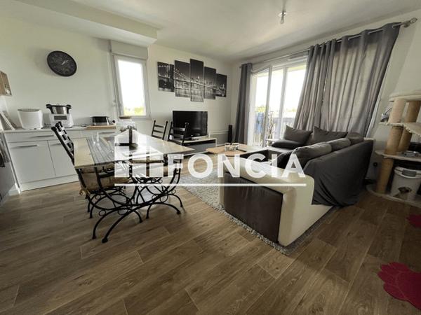 Location Appartement 3 pièces 64.1 m² - 69 RUE DE LA CHAMBRERIE Tours 37100
