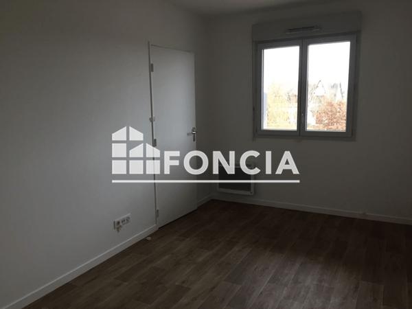 Location Appartement 3 pièces 64.1 m² - 69 RUE DE LA CHAMBRERIE Tours 37100