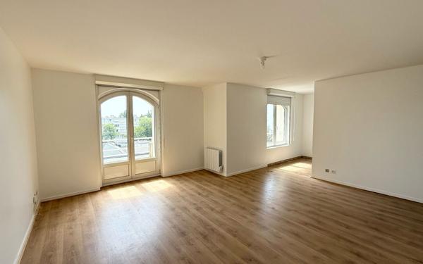 Appartement à vendre    3 pièces • 71,85 m2 Le Plessis-Trévise