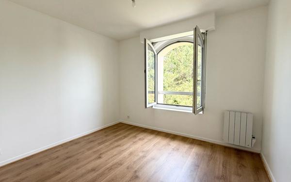 Appartement à vendre    3 pièces • 71,85 m2 Le Plessis-Trévise