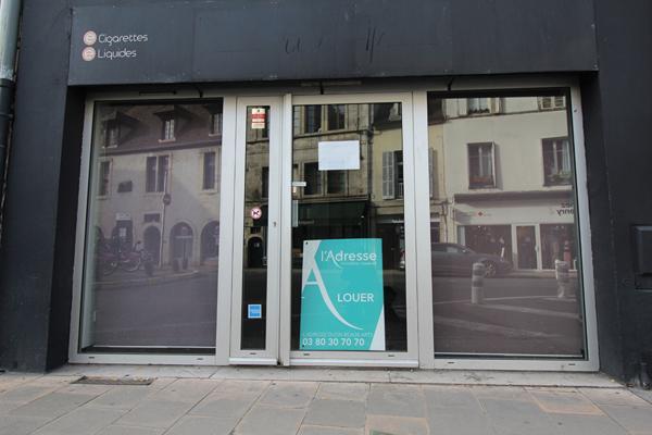 A LOUER LOCAL COMMERCIAL - DIJON PROCHE PLACE DE LA REPUBLIQUE -