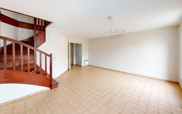 Maison à vendre    4 pièces • 75 m2 Bailly-Romainvilliers
