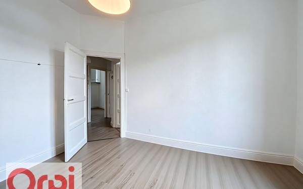 Appartement à vendre    2 pièces • 39,68 m2 Clermont-Ferrand