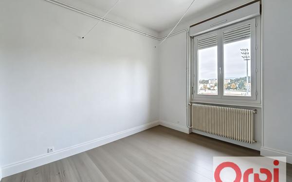 Appartement à vendre    2 pièces • 39,68 m2 Clermont-Ferrand