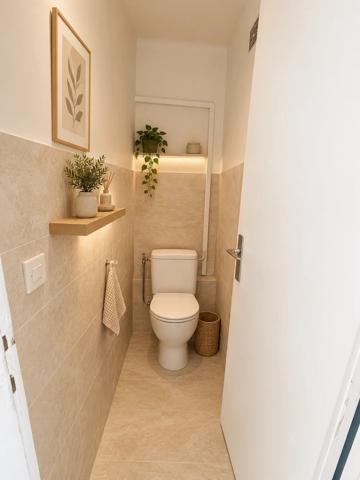 Vente                                                      Appartement
                        
                     4 pièces                      86 m2                     à Cannes