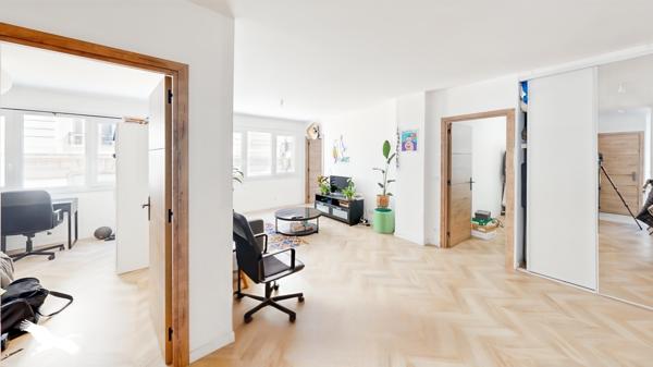 Appartement à vendre 309 000 € Marseille 06 4 p 84 m² DPE D