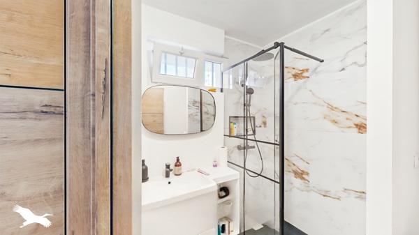 Appartement à vendre 309 000 € Marseille 06 4 p 84 m² DPE D
