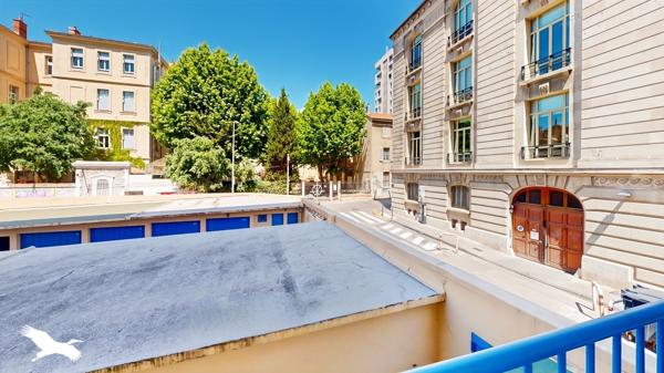 Appartement à vendre 309 000 € Marseille 06 4 p 84 m² DPE D