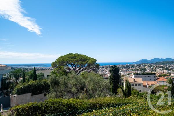 Appartement F3 à vendre  3 pièces - 100 m2 LE CANNET - 06