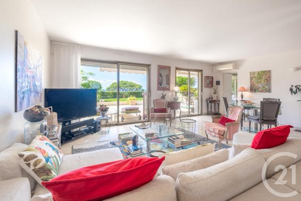 Appartement F3 à vendre  3 pièces - 100 m2 LE CANNET - 06