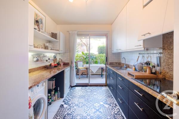 Appartement F3 à vendre  3 pièces - 100 m2 LE CANNET - 06
