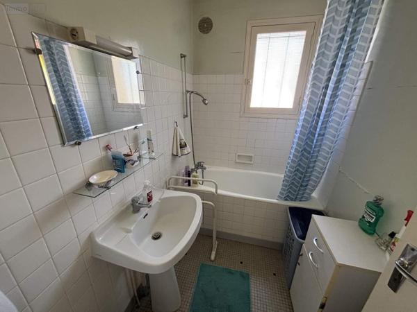 Maison à vendre à Bessé-sur-Braye dans la Sarthe (72310), ref : 101/1954