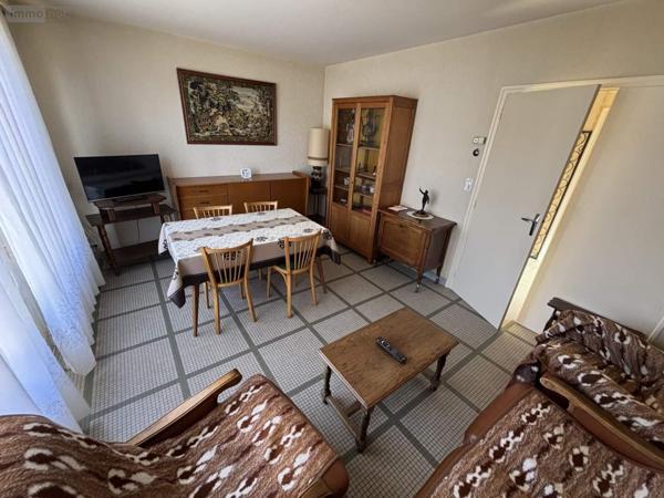 Maison à vendre à Bessé-sur-Braye dans la Sarthe (72310), ref : 101/1954