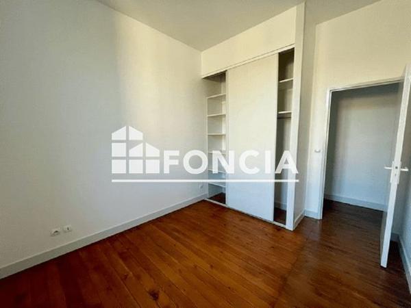 Location Appartement 2 pièces 66.02 m² - 52 RUE LAFAURIE MONTBADON Bordeaux 33000