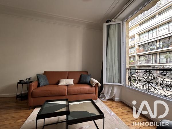 Location appartement 2 pièces 40 m² Paris 15