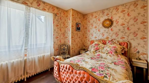 MAISON INDIVIDUELLE 90 m² 3 CH SOUS-SOL JARDIN EXPO SUD-OUEST