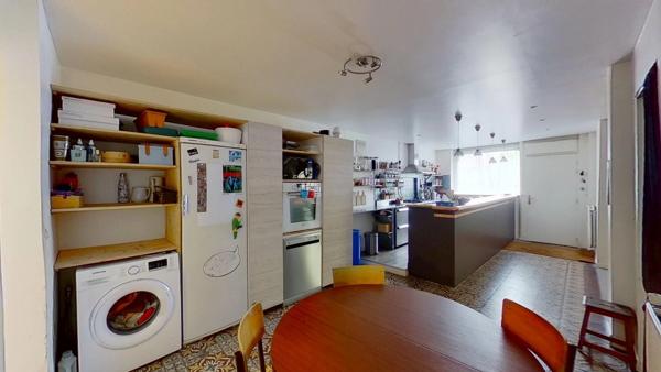 Bien rare aux portes de Paris – Appartement mixte de plein pied à usage d’habitation avec jardin privatif