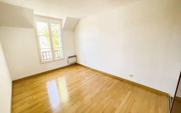 Maison à vendre    8 pièces • 136,75 m2 Antony