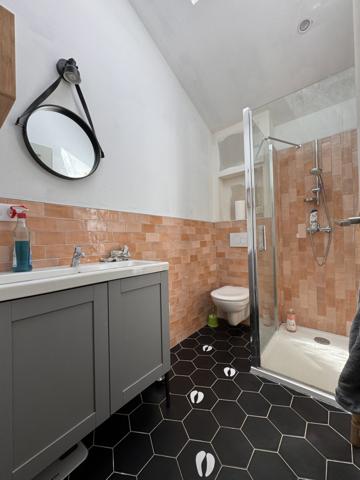 Maison familiale rénovée – 135 m² – 4 chambres – Terrain 547 m² – Bègles