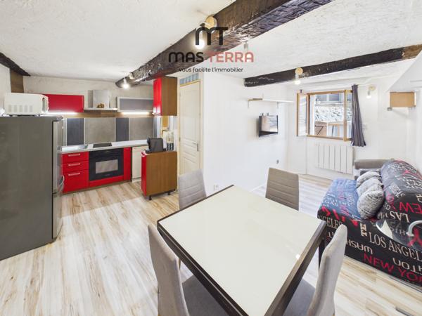 Appartement
         2 pièces
        - 32 m² 99 000 € *