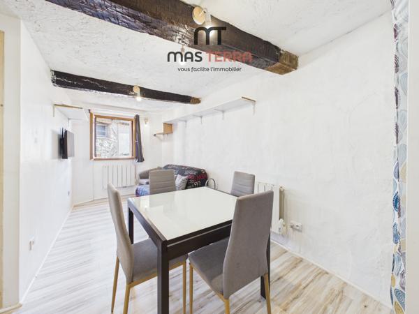 Appartement
         2 pièces
        - 32 m² 99 000 € *