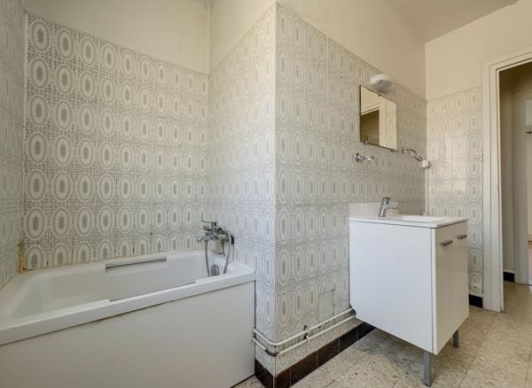 Appartement Lyon T3bis /T4 avec Balcon orienté au Sud au calme proche Monplaisir