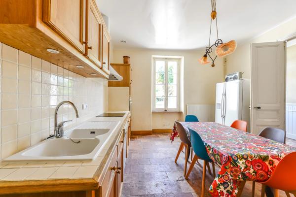 Ensemble immobilier de caractère au cœur d'un village du Minervois