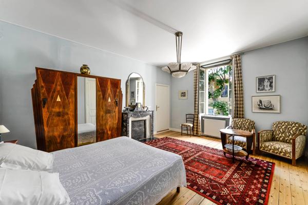 Ensemble immobilier de caractère au cœur d'un village du Minervois