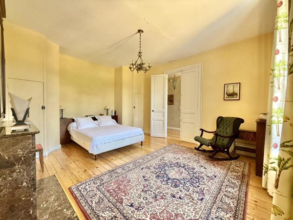 Ensemble immobilier de caractère au cœur d'un village du Minervois