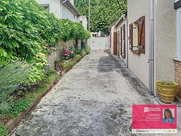 La  Maison idéale dans un cadre apaisant : Maison 6 pièce(s) de 120 m2 avec Terrasse et Garage - Aulnay Sous Bois