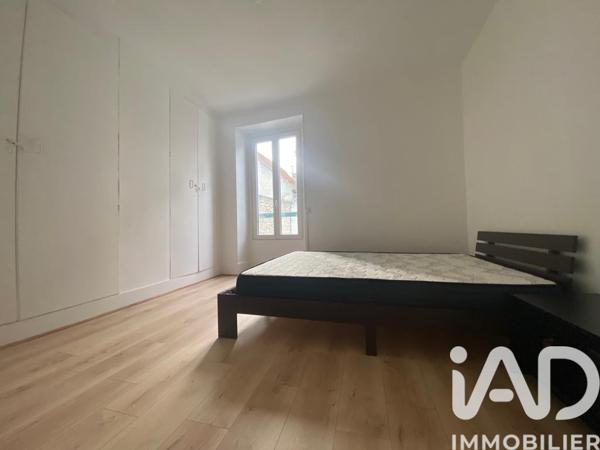 Immeuble à vendre 244 m² Le Malesherbois