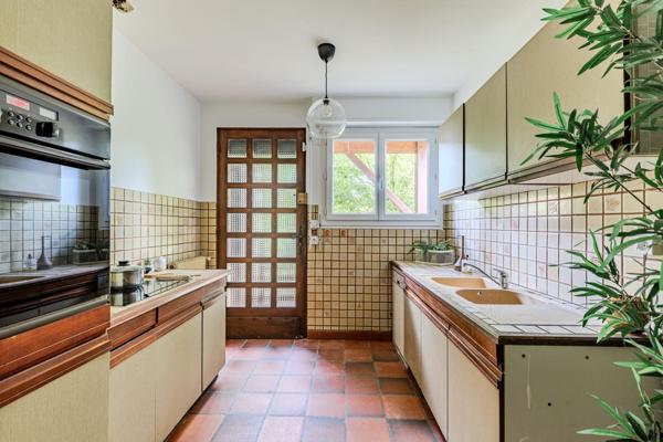 Une parenthèse de quiétude, à deux pas du  cœur de ville et des transports (Tram D et Ligne de bus 2)