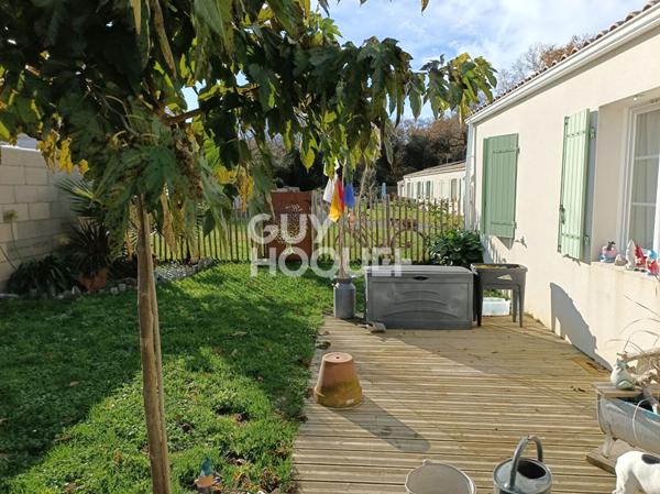 Charmante Maison à Vendre à Dolus d'Oléron - 3 chambres et terrasse Spacieuse !