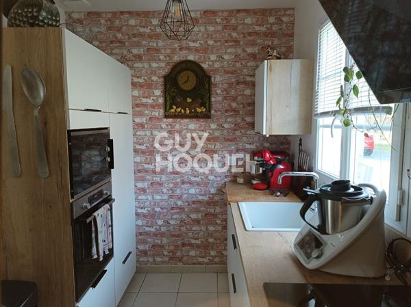 Charmante Maison à Vendre à Dolus d'Oléron - 3 chambres et terrasse Spacieuse !