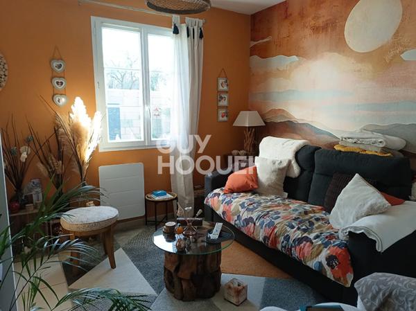 Charmante Maison à Vendre à Dolus d'Oléron - 3 chambres et terrasse Spacieuse !