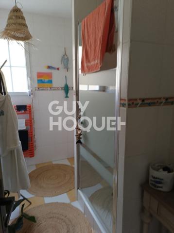 Charmante Maison à Vendre à Dolus d'Oléron - 3 chambres et terrasse Spacieuse !