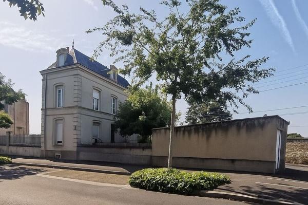 CHARMANTE MAISON - CENTRE  VILLE