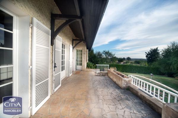 Maison à vendre 5 pièces 102m² Mâcon (71000)