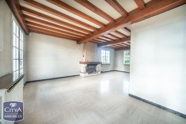 Maison à vendre 5 pièces 102m² Mâcon (71000)