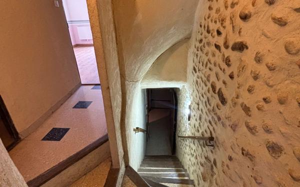 Maison à vendre    2 pièces •  Valensole